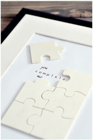Skvělé nápady, jak využít zbylé dílky puzzle, kterému chybí jeden nebo více kousků: 30+ nápadů na originální dekorace!
