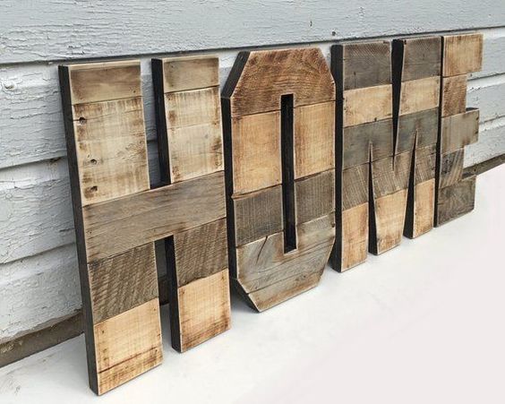 25+ nástěnných dekorací z odpadového dřeva – Prima inspirace