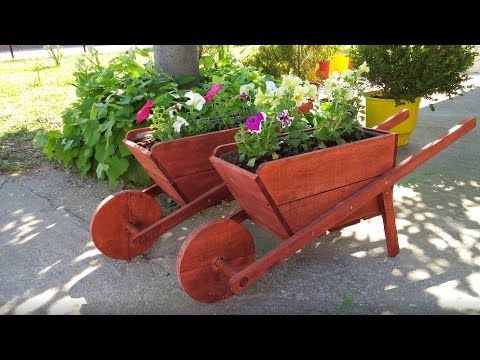 Skvělá inspirace na pojízdné zahradní květináče, které si sami můžete vyrobit!