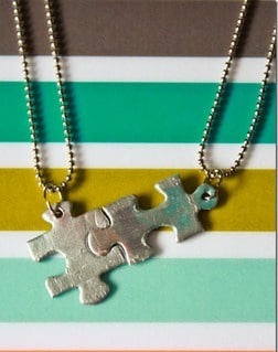Skvělé nápady, jak využít zbylé dílky puzzle, kterému chybí jeden nebo více kousků: 30+ nápadů na originální dekorace!