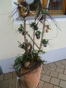 Nápady na jarní dekorace, které zkrášlí každou terasu, zahradu i balkón