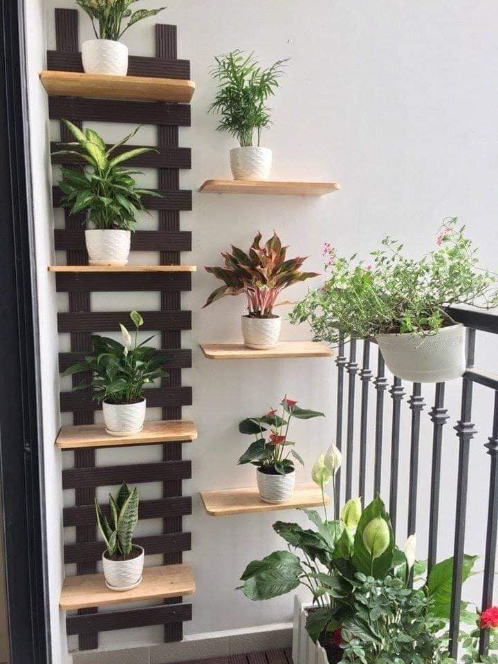 Inspirace na levné a krásné poličky na Váš balkón nebo terasu – Inspirujte se