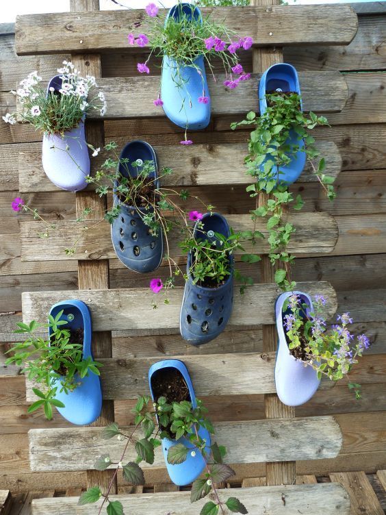 35 zahradních DIY dekorací: spousta nápadů z věcí, které Vám zkrášlí zahradu