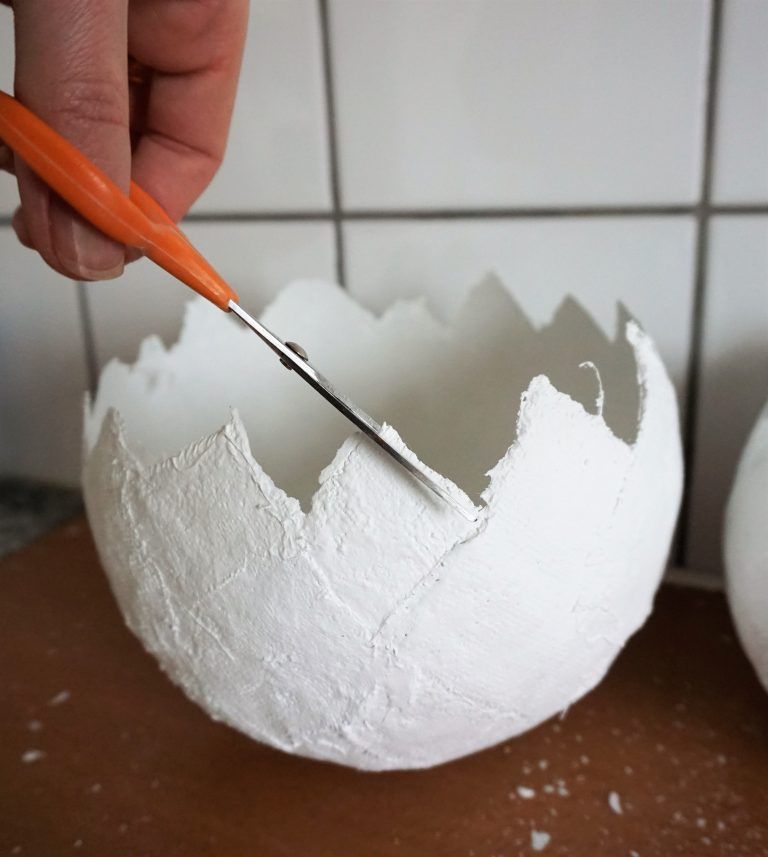 15 DIY váz z balónků a sádry: jednoduché návody krok za krokem na levné dekorace do bytu