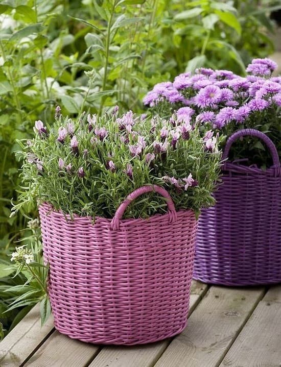 Květinové koše, které promění dvůr i terasu: 25+ nádherných inspirací