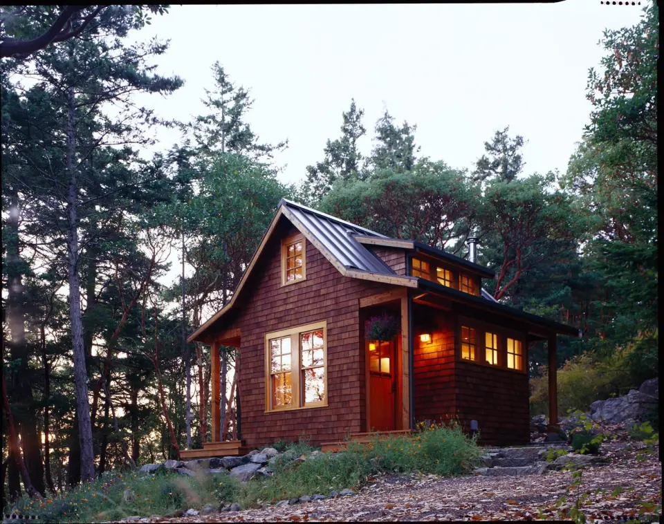 „Orcas Island Cabin“ od David Vandervort Architects
