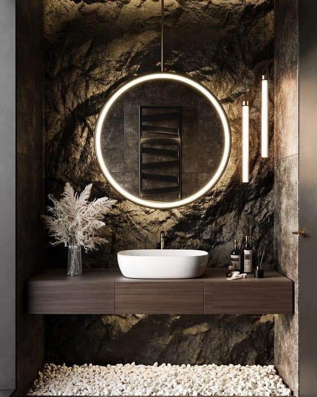 Elegance v černé, antracitové a tmavém dřevě: 20 inspirací pro koupelnu s wow efektem