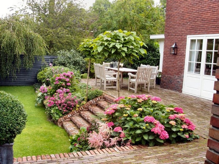 Elegantní zahradní chodník, který zvýrazní krásu výsadby kolem: 40 inspirací