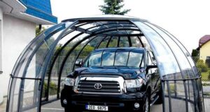 Přístřešek pro auto z polykarbonátu: 25+ nápadů, které spojují design a praktičnost