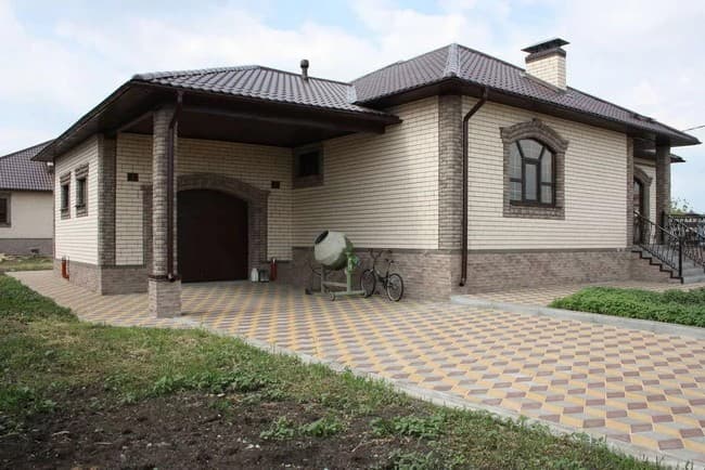 Chytře navržené a precizně postavené: 30 jednopodlažních domů pro malé rodiny