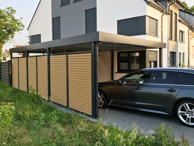 Otevřený přístřešek u domu: 25 snadných tipů pro ochranu auta před počasím