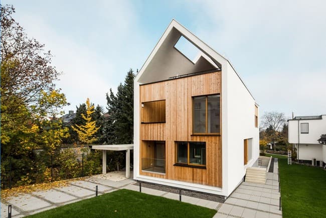 Inspirace pro úzký pozemek: 30 krásných domů pro město i venkov