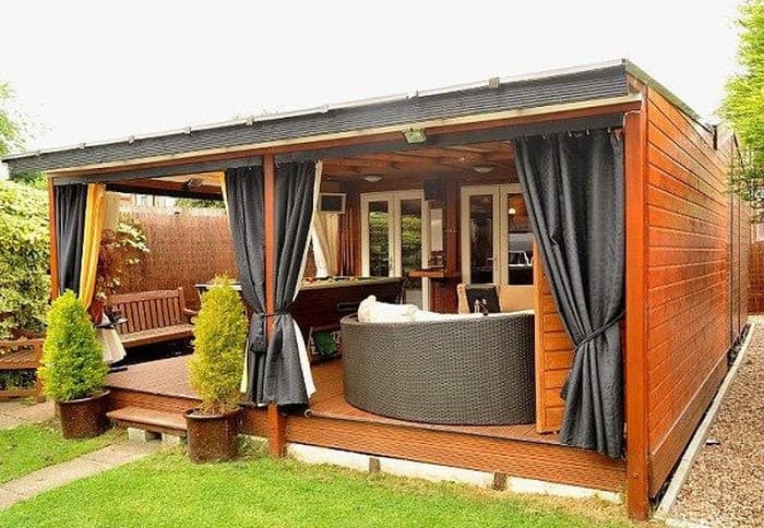Závěsy, které promění altán: 40 inspirací pro útulnější atmosféru