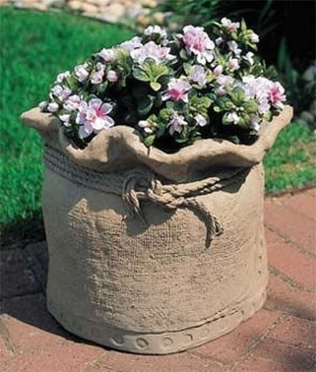 DIY betonové květináče do zahrady: 40 originálních nápadů, které snadno zvládnete