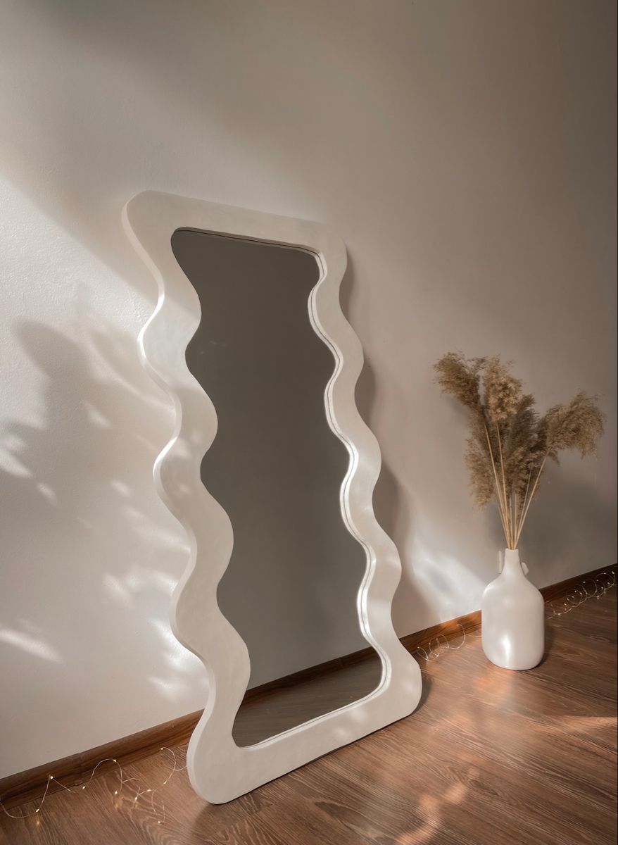 Moderní zrcadla v interiéru: design, který mění prostor