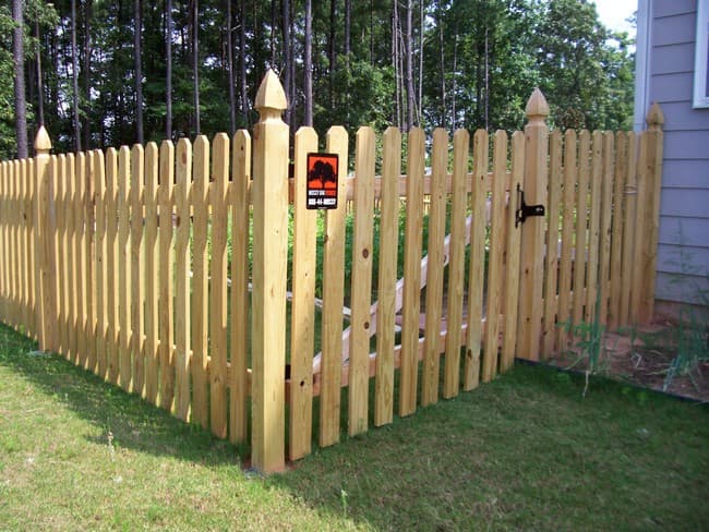 50+ krásných a praktických nápadů na oplocení chaty, které vás inspirují