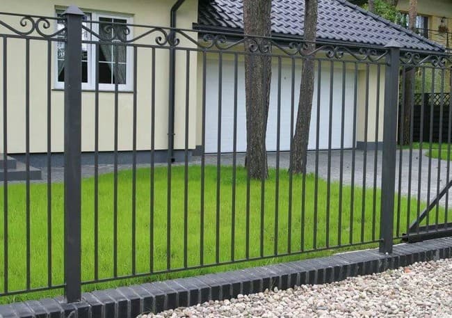 50+ krásných a praktických nápadů na oplocení chaty, které vás inspirují
