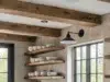 Rustikální kuchyňské skříňky, díky kterým se váš domov promění v hřejivé a útulné místo