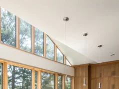 Kuchyňské skříňky z červeného dubu: nadčasová elegance pro váš kuchyňský prostor