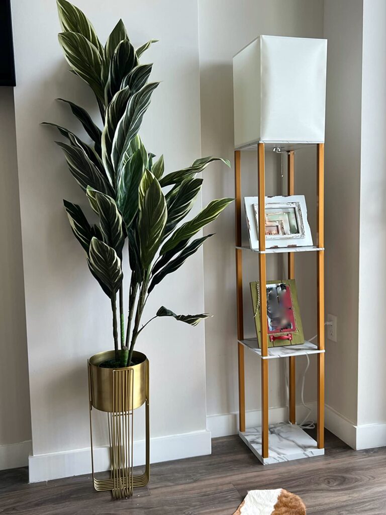 Inspirace na stojací lampy pro útulné a stylové osvětlení