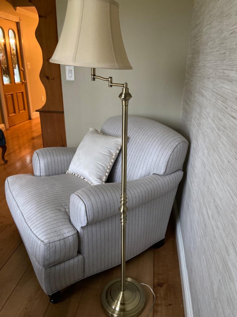 Inspirace na stojací lampy pro útulné a stylové osvětlení