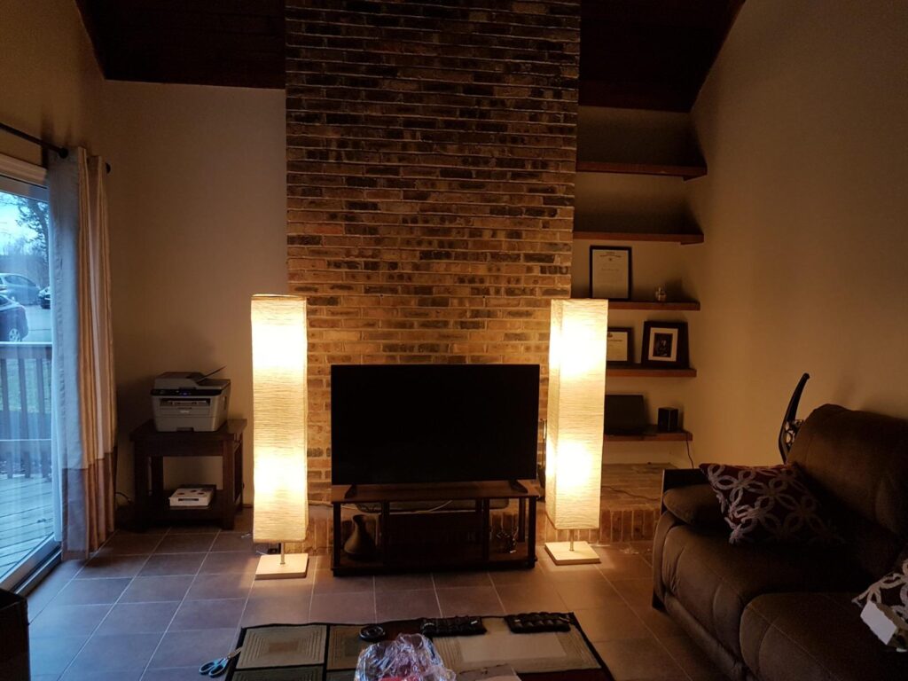 Inspirace na stojací lampy pro útulné a stylové osvětlení