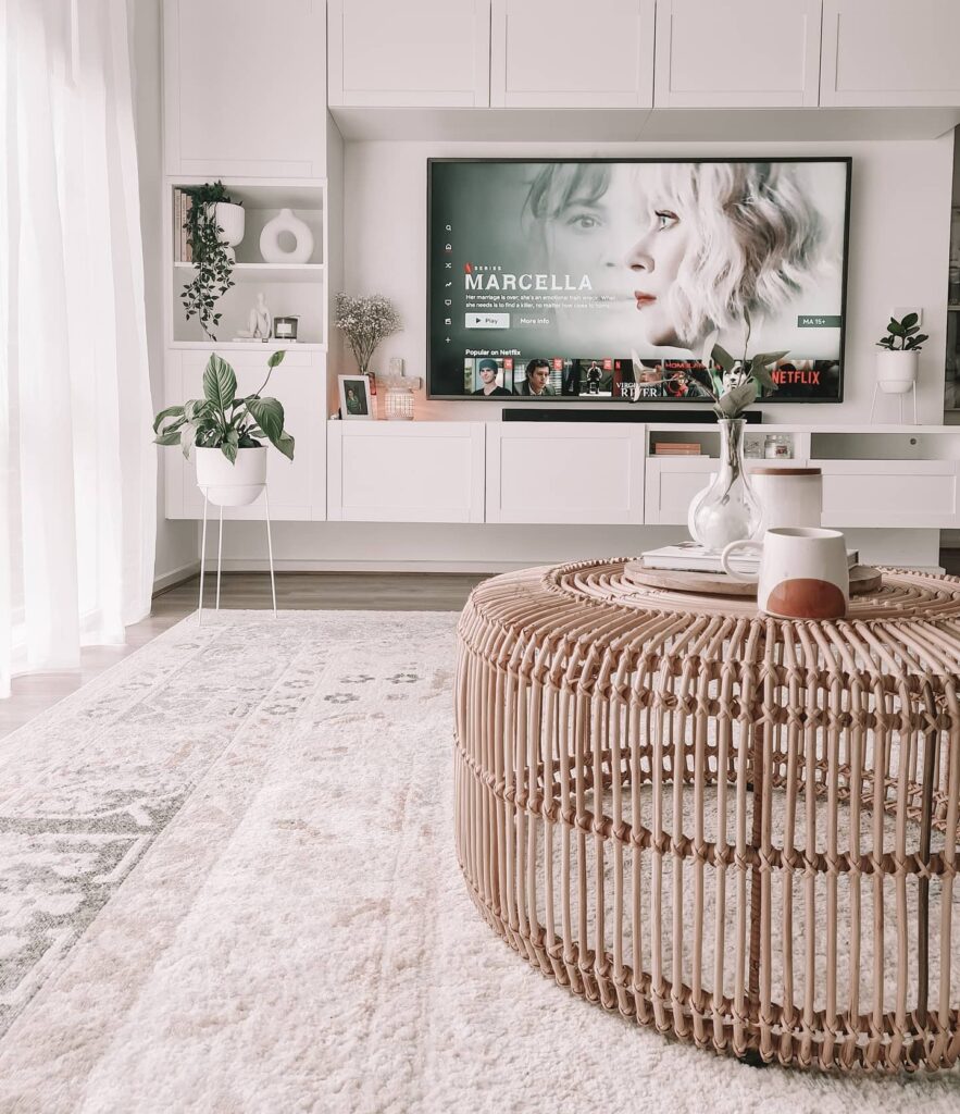 Moderní nápady na TV stěnu v obýváku pro jakýkoli styl