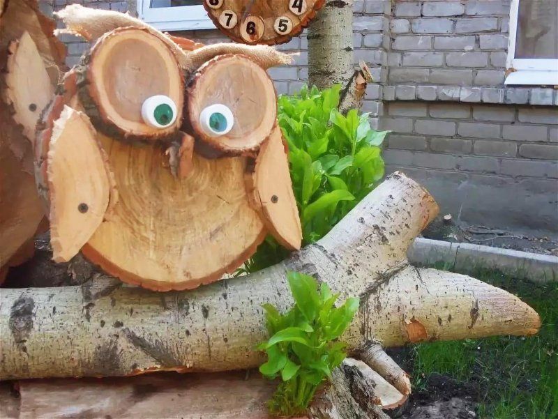 Když dřevo ožívá: Originální DIY dřevořezby, které zkrášlí váš dům i zahradu