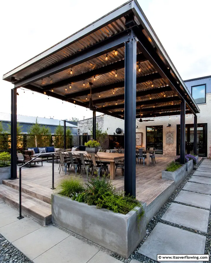 Zastřešená terasa: Nápady pro příjemné venkovní posezení po celý rok