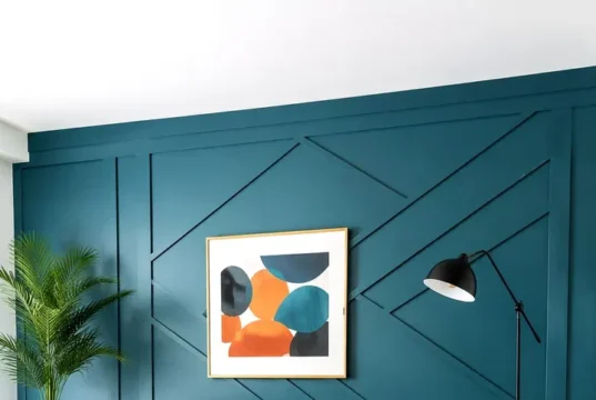 Tyrkysově modrá a oranžová v interiéru: inspirace pro odvážné barevné kombinace