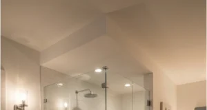 Inspirace pro sprchové kouty s polopříčkou, která opticky zvětšuje koupelnu