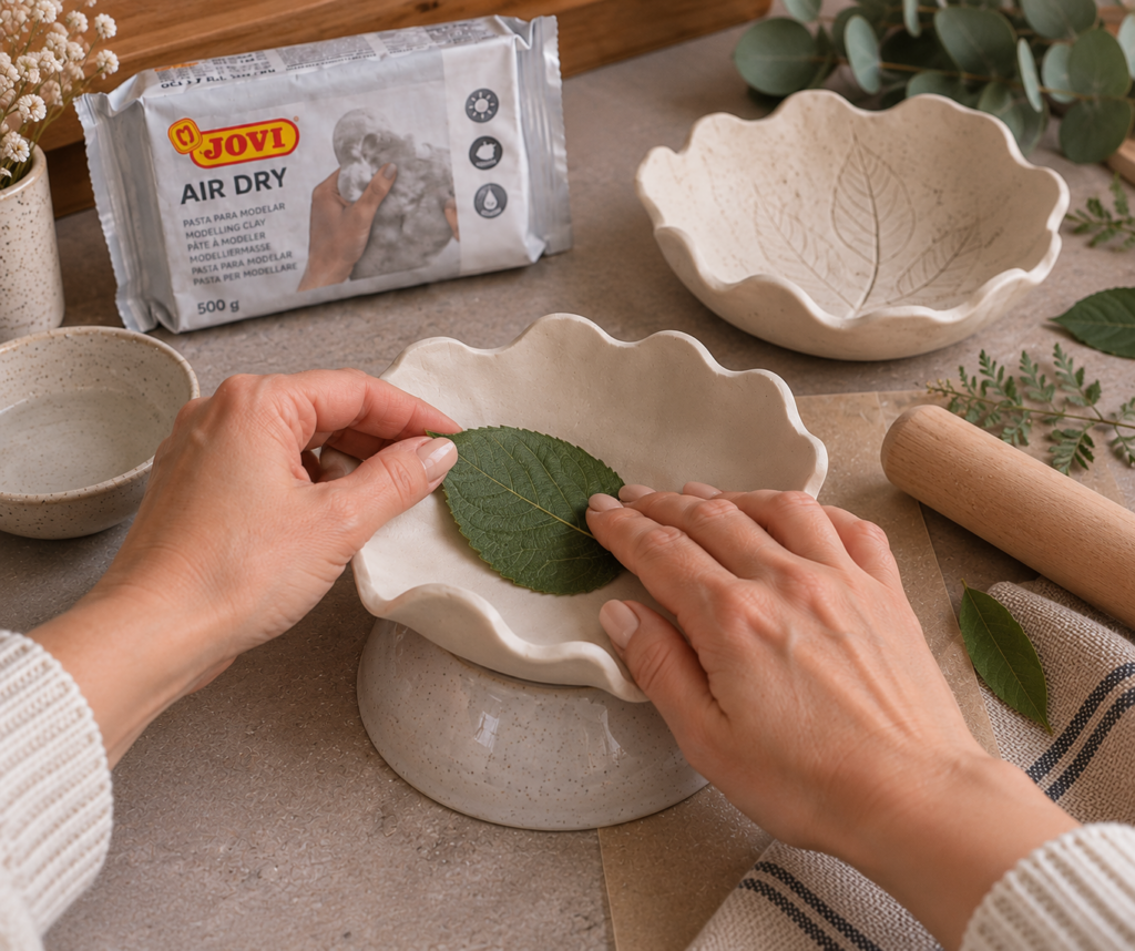 DIY miska ze samotvrdnoucí hmoty: originální dekorace na šperky i drobnosti